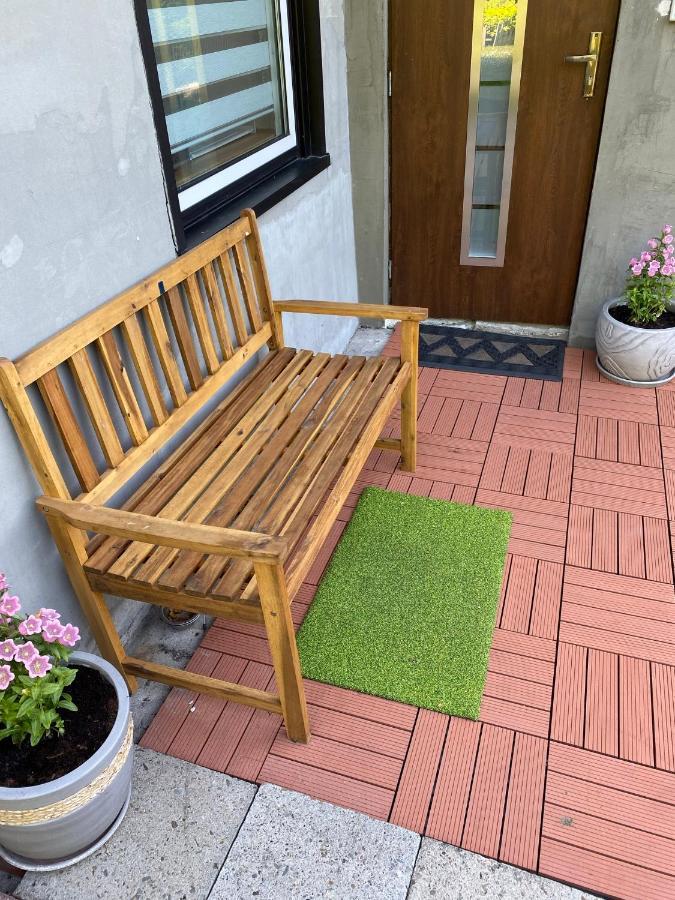 Willa Nad Sola Guest House オシフィエンチム エクステリア 写真