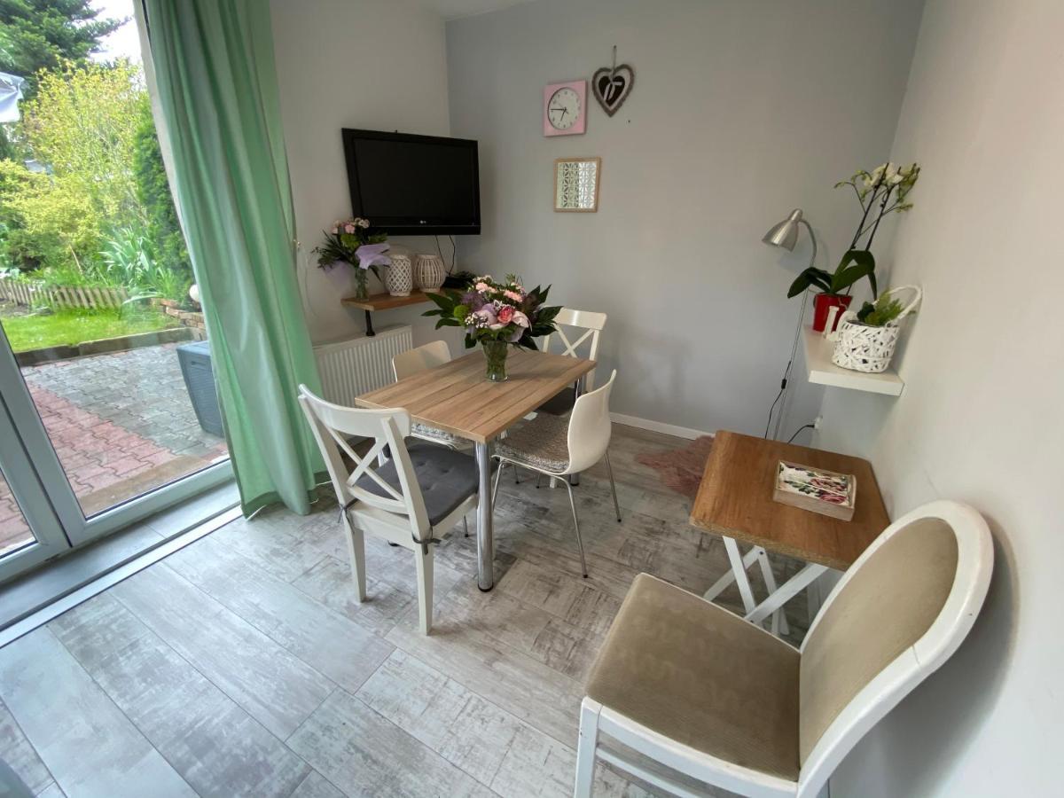 Willa Nad Sola Guest House オシフィエンチム エクステリア 写真