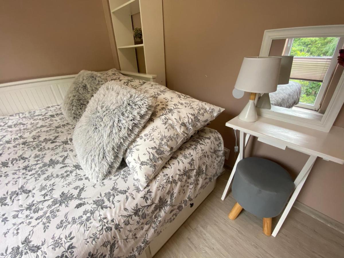 Willa Nad Sola Guest House オシフィエンチム エクステリア 写真