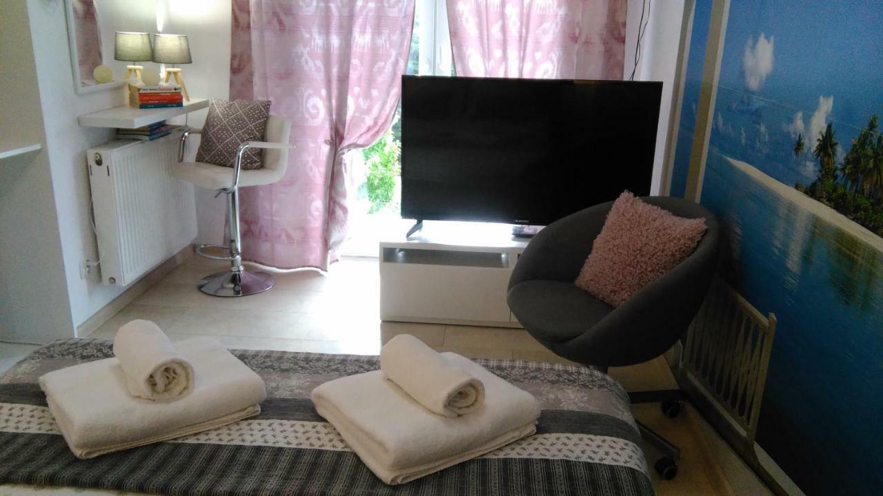 Willa Nad Sola Guest House オシフィエンチム エクステリア 写真